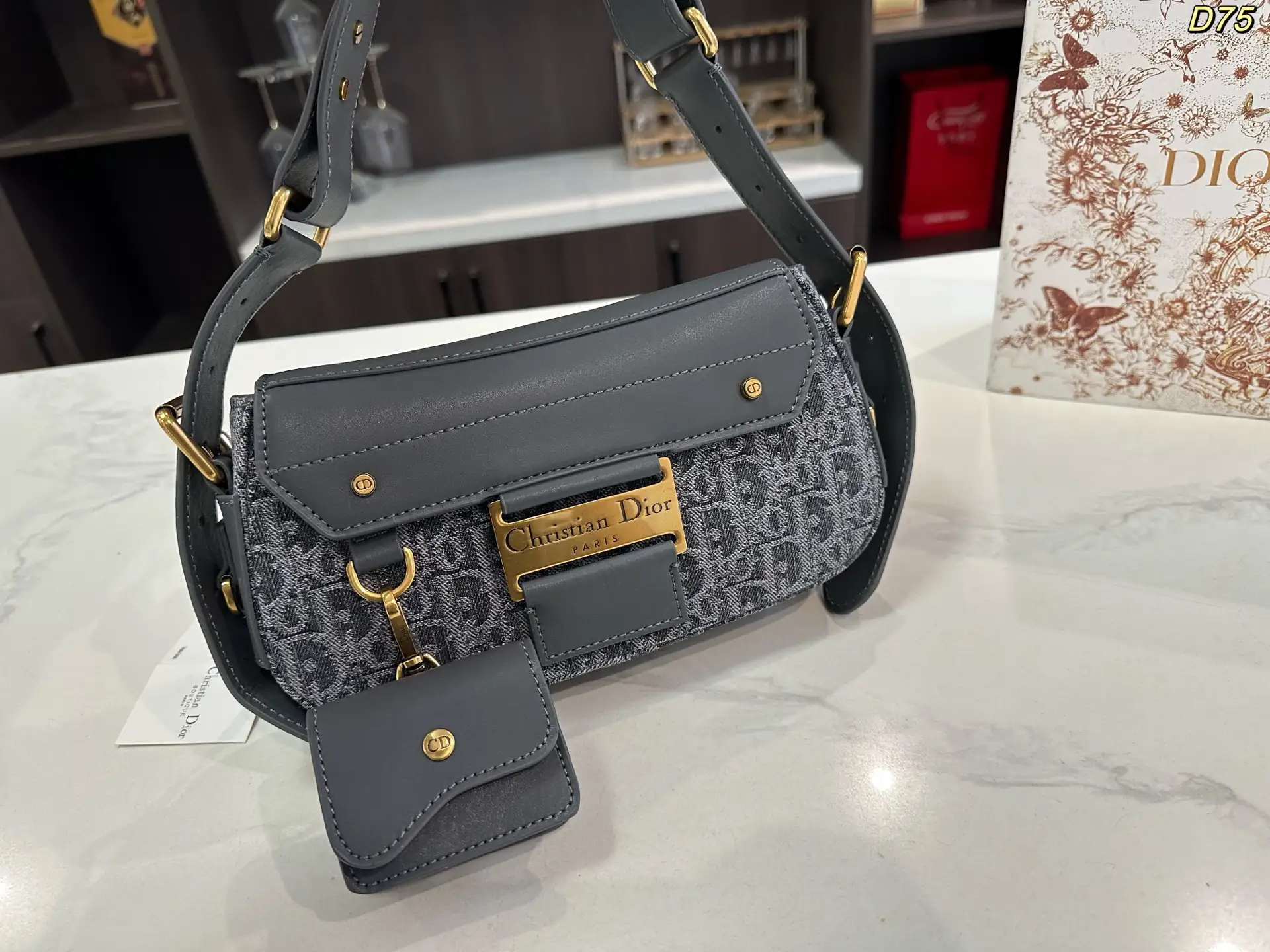 Dior streetchie shoulder bag